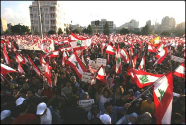 شهر كانون الأول - 8سنوات على اعتصام قوى 8آذار في وسط بيروت