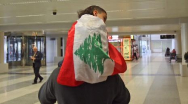 هجرة اللبنانيين : النزف مستمر -25% من اللبنانيين هاجر و25% ينتظر التأشيرة 174 ألفاً هاجروا في السنوات الثلاث الأخيرة