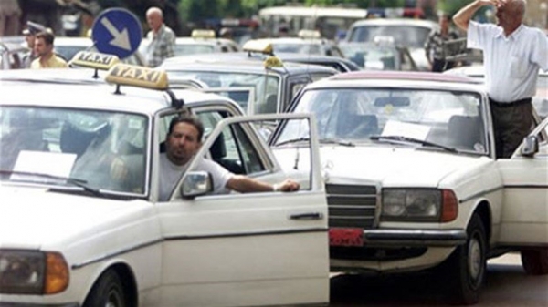 Public Vehicles in Lebanon: Past and Present